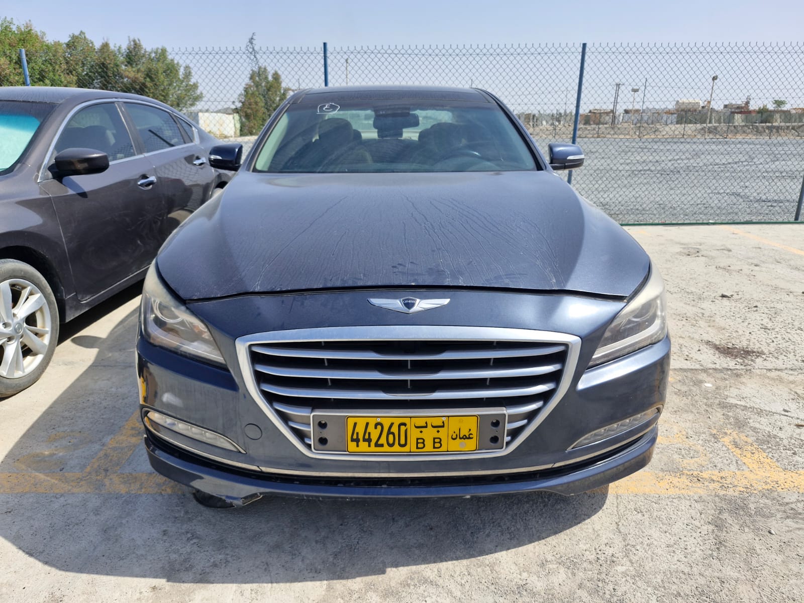 هيونداي جينيسيس